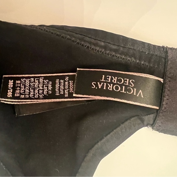 Victoria's Secret Black Bra - Picture 2 of 3